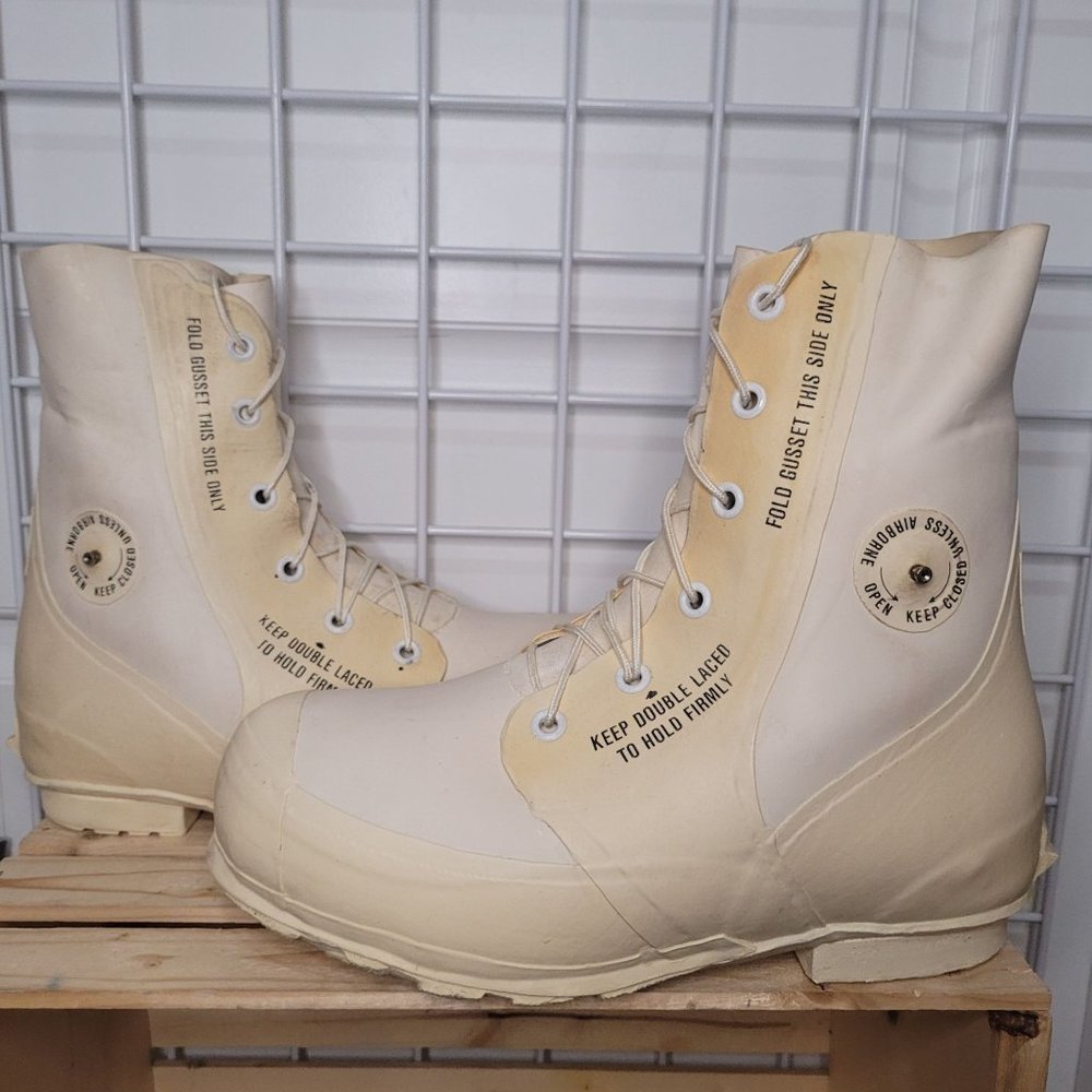 Vintage US Military Bunny Boots Extreme Cold Weather Boots size 11